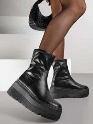 Czarne Wsuwane Botki Vices na Platformie w Stylu Cyber Nilvessa