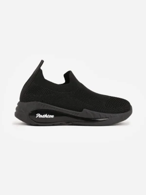 Czarne Wsuwane Buty Sportowe Sneakersy z Siateczkową Cholewką Oaradah Modern World