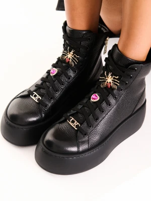 Czarne wysokie sneakersy CARINII B9180-J23-000-000-G23