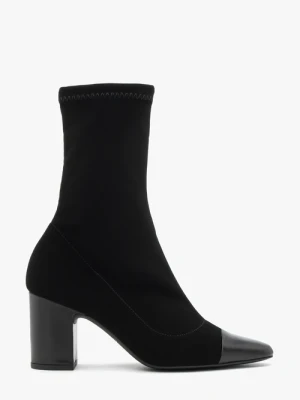 Czarne wyższe botki z elastyczną cholewką na słupku Ryłko