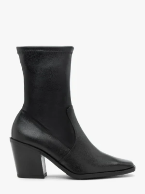 Czarne wyższe botki z elastyczną cholewką Ryłko