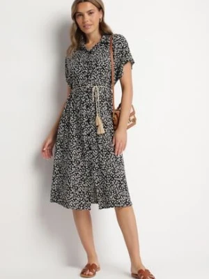 Czarno-Biała Bawełniana Sukienka Koszulowa w Kwiaty z Rozkloszowanym Dołem Jerilsa defox