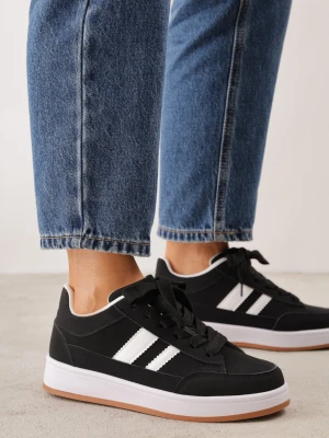 Czarno-Białe Sneakersy Basic z Paskami na Boku Adila