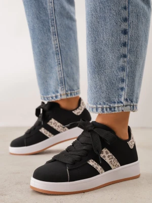 Czarno-Panterkowe Sneakersy z Ozdobnymi Naszywkami z Boku Galdexis Mulanka