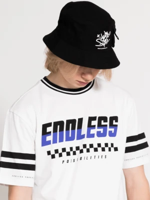 Czarny kapelusz bucket-hat z grafiką Reporter