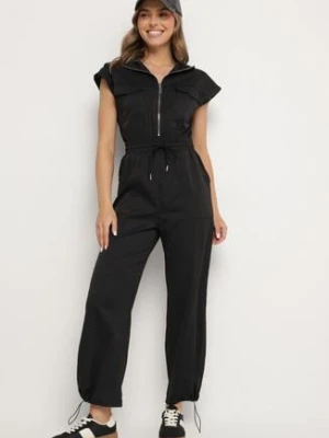 Czarny Kombinezon na Krótki Rękaw z Kołnierzykiem i Zapięciem na Suwak Kareldi j&x