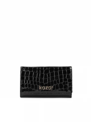 Czarny kompaktowy portfel damski z lakierowanej skóry w zwierzęcy wzór Kazar