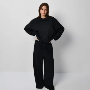 Czarny komplet dresowy z białymi lampasami House