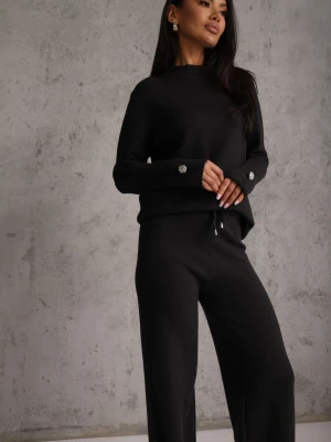 Czarny Komplet z Dzianiny z Wiskozą Sweter z Metalicznym Akcentem i Spodnie Regular Nabaria M&d Fashion