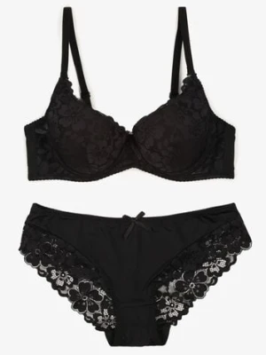 Czarny Koronkowy Komplet Majtki Figi i Biustonosz Eziselle han