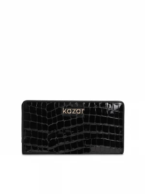 Czarny lakierowany portfel damski z tłoczeniem kroko Kazar