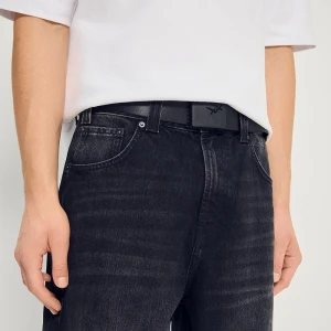 Czarny pasek materiałowy z klamrą zaciskową House