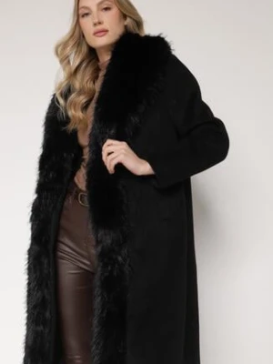 Czarny Płaszcz Ozdobiony Odpinanym Futerkiem Lianossa ann gissy