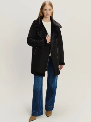 Czarny płaszcz z kożuchem Greenpoint