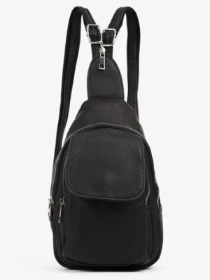 Czarny Plecak z Dwoma Komorami Ozdobiony Klapą Nanovela fashion&bags