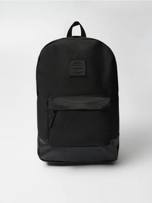 Czarny plecak z łączonych materiałów House