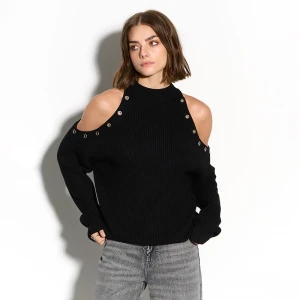 Czarny sweter oversize z wycięciami na ramionach i metalowymi detalami House