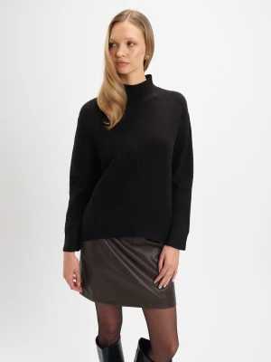 Czarny sweter z rozcięciem z tyłu Top Secret