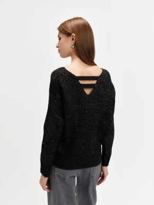 Czarny sweter z wycięciem na plecach Top Secret