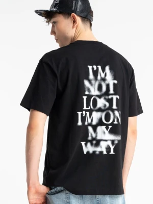 Czarny t-shirt LOOSE z autorską grafiką z tyłu Reporter