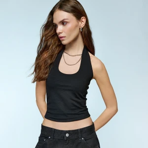 Czarny top z odkrytymi plecami House