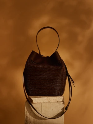 Czekoladowa torebka skórzana bucket bag TARANKO