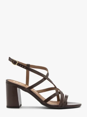 Czekoladowe sandały damskie na obcasie Ryłko