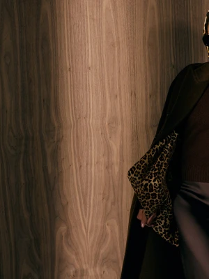 Czekoladowy sweter z wełny TARANKO