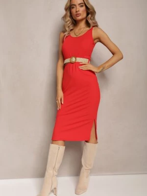 Czerwona Dopasowana Midi Sukienka z Prążkowanego Materiału z Plecionym Paskiem Caidince