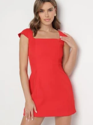 Czerwona Elegancka Sukienka z Kwadratowym Dekoltem Melretia retro & icone