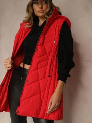 Czerwona Pikowana Kamizelka o Taliowanym Kroju z Kapturem Tulonea swest