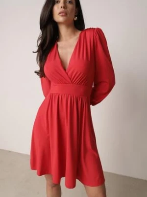 Czerwona Sukienka Kopertowa Taliowana Maecenus by swan