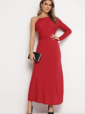 Czerwona Sukienka Maxi o Asymetrycznym Kroju z Łańcuszkiem Verdisa rosa