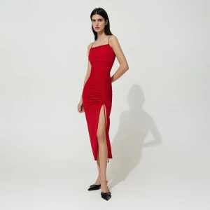 Czerwona sukienka midi bodycone ze ściągaczem House