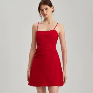 Czerwona sukienka mini na ramiączkach House