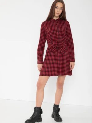 Czerwona sukienka w kratę Reporter