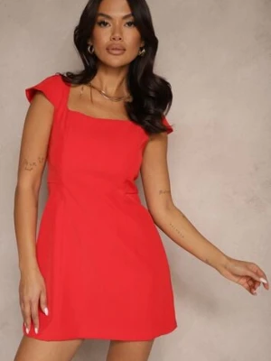 Czerwona Taliowana Sukienka z Kwadratowym Dekoltem Borreti retro & icone