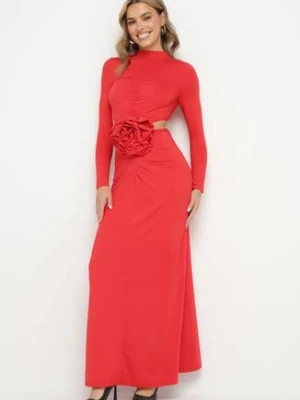 Czerwona Wieczorowa Sukienka z Wiskozą Wycięciem Kwiatem 3D i Odkrytymi Plecami Annilith lovery