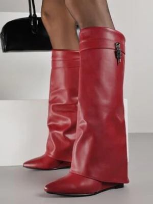 Czerwone Kozaki na Koturnie z Modnie Wywiniętą Cholewką z Klamrą Erisela