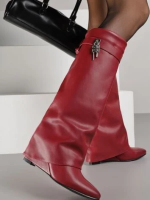 Czerwone Kozaki z Cholewką Imitującą Nogawkę i Koturnem Ericelle