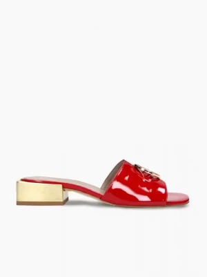 Czerwone sandały damskie
