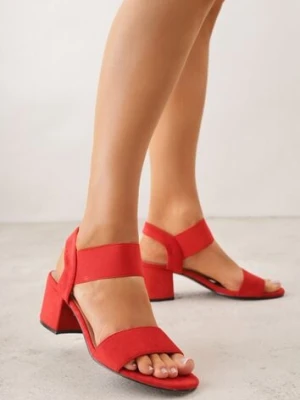 Czerwone Sandały na Kwadratowym Słupku z Imitacji Zamszu Claudie