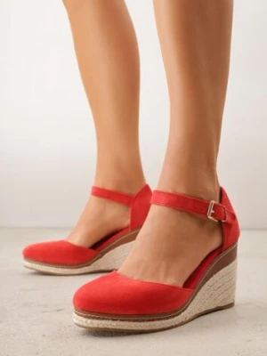 Czerwone Sandały VICESna Plecionym Koturnie Laraifa