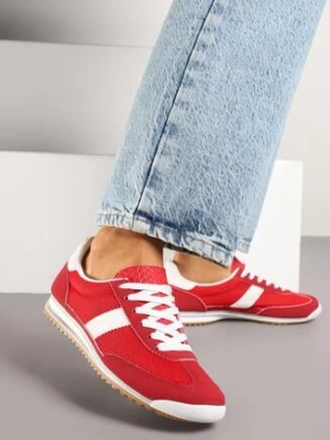 Czerwone Sneakersy z Ozdobnym Paskiem Cleota maira
