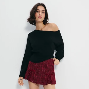 Czerwone spódnico-spodenki z kokardkami House