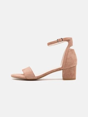 Czółenka Anna Field By Zalando beżowy