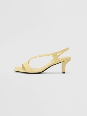 Czółenka Calvin Klein