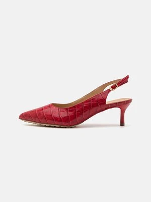 Czółenka Clarks