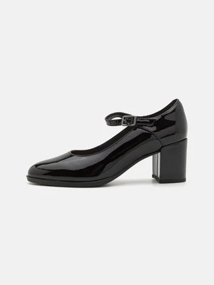 Czółenka Clarks