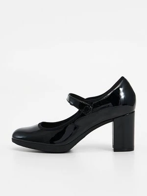 Czółenka Clarks